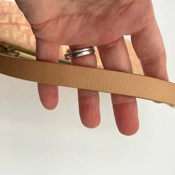 Fendi Jaquard Zucchino Baguette Pink and Gold Shoulder Bag w/Dust Bag and COA - Picture 8 of 16